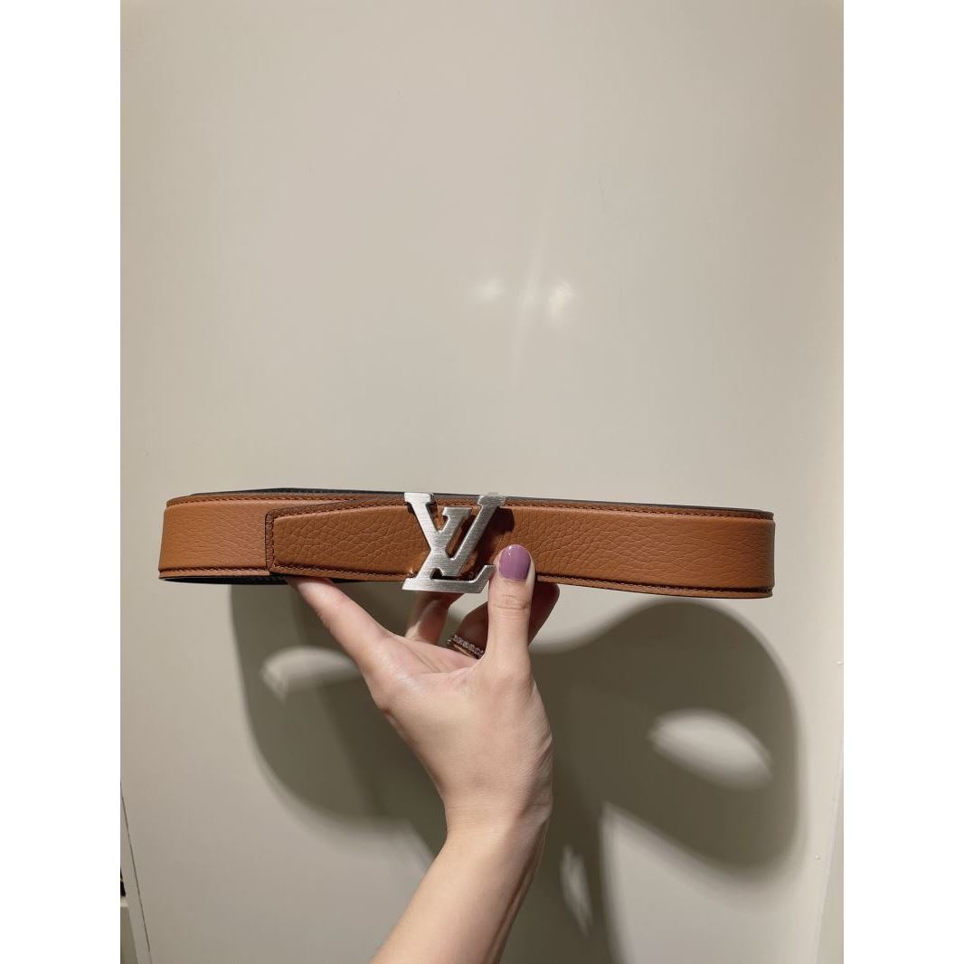 l0vis Vvtt0n belts